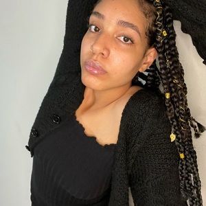 Meet your Posher, Leena